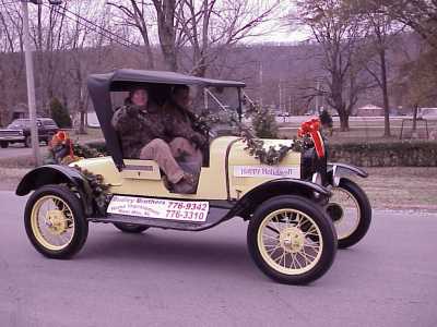 Gurley Parade Old Car