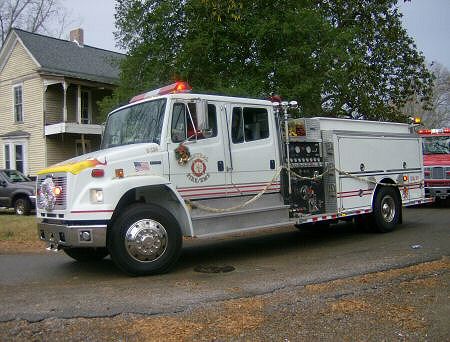 Alexis Schneider graciously shared this picture of the 2007 Gurley Christmas Parade