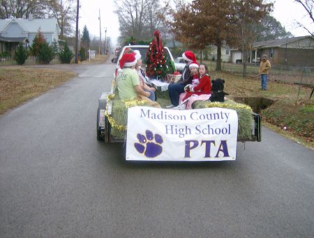 Alexis Schneider graciously shared this picture of the 2007 Gurley Christmas Parade