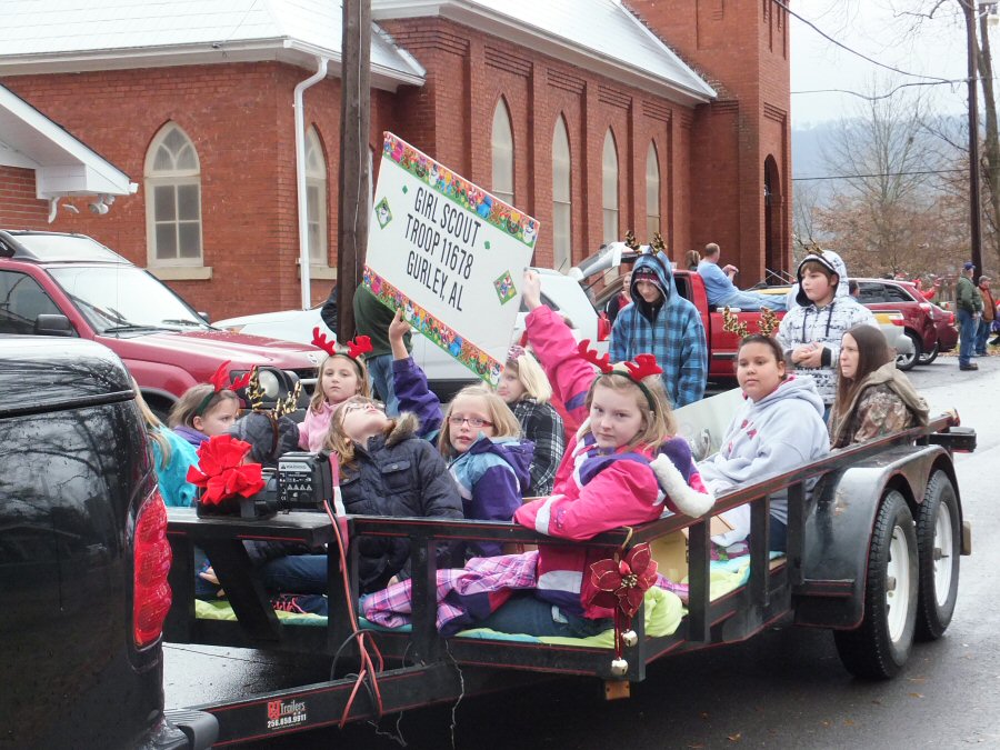 Gurley Christmas Parade 2013