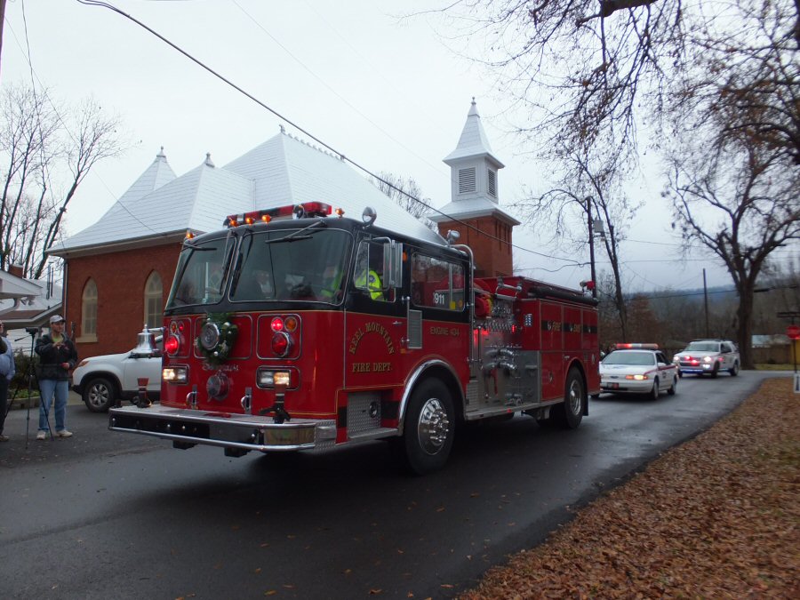 Gurley Christmas Parade 2013